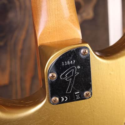 Fender Custom Shop Postmodern Stratocaster Journeyman Relic, Aged Aztec Gold image 17