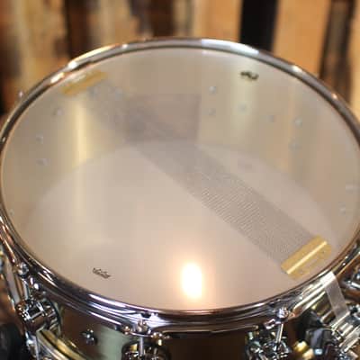 DW Collector's Bell Brass Snare Drum - 5.5x14 - DRVN5514SPC (video demo) image 6