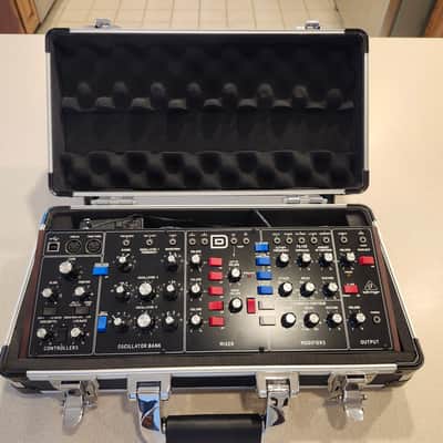 Behringer Model D Analog Synthesizer 2018 - Present Black