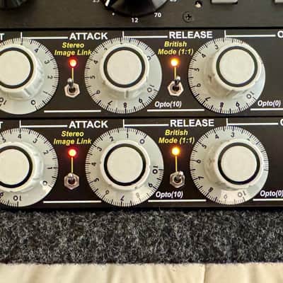 Empirical Labs Distressor EL8X-S Stereo Pair w/British Mode & Stereo Image Link 2026 image 10