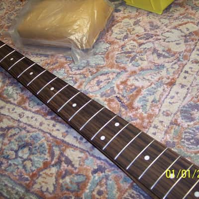 Allparts Fender Telle Bass neck/Hipshot tuners image 8