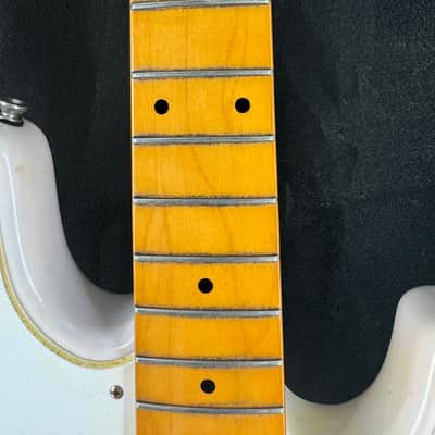 Fender Squier Relic Classic Vibe 50’s P Bass Vintage White image 4