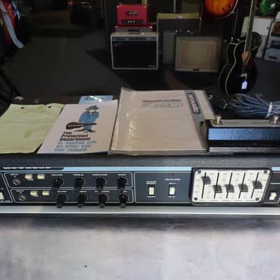 ACOUSTIC 1981 BASS HEAD MODEL 320 1 OWNER near MINT w/ MANUAL-FOOTSWITCH-WARRANTY AMAZING!! image 1