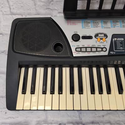 Yamaha PSR-175 61 Key Keyboard image 2