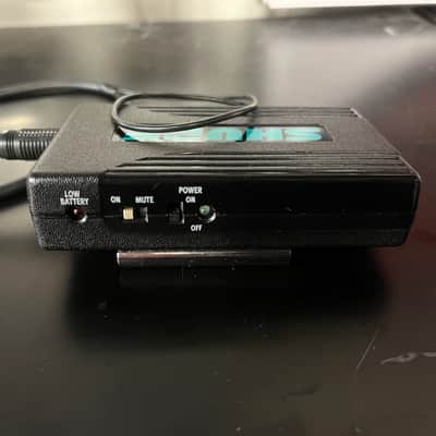 Shure T1G Guitar Wireless Transmitter and T3 Receiver image 7