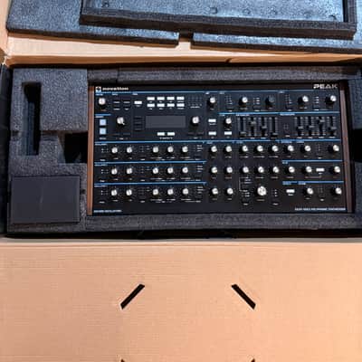 Novation Peak 8-Voice Desktop Synthesizer 2017 - Present - Black image 10