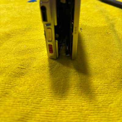 Vintage SONY MD portable minidisc recorder Sony MZ-R55 image 4