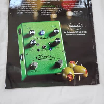 Vintage Guitar Magazine Back Issue October 2010 SIGNED BY ALBERT LEE image 3