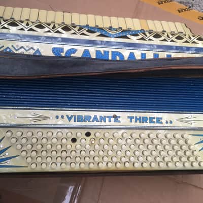 Scandalli Vibrante 3 120 Bass Accordion needing some TLC - Vintage/Antique. image 5