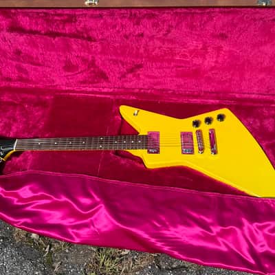2003 Gibson Limited Edition X-Plorer Yellow Sparkle W/OHSC Explorer Mini Humbuckers image 1
