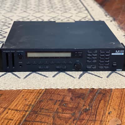 Korg M1R Rackmount Workstation Synthesizer 1990s - Black