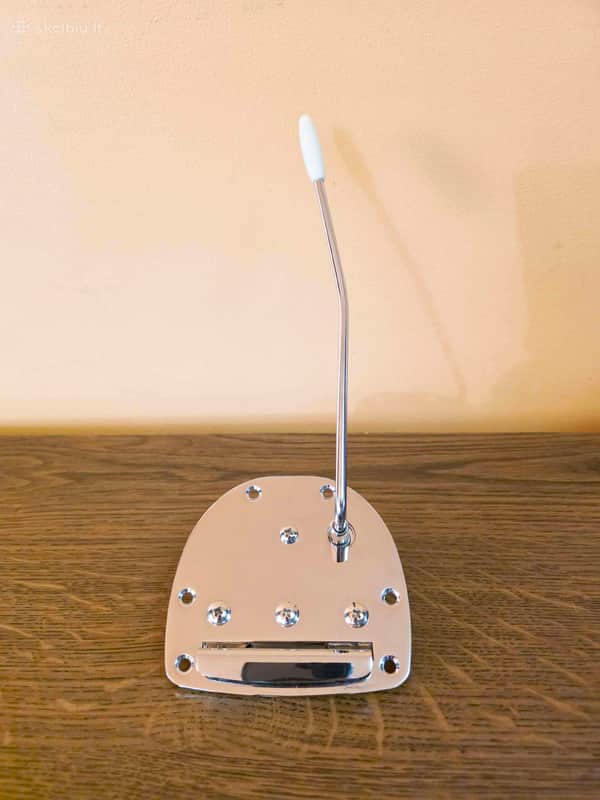 Fender Squire J Mascis Jazzmaster tremolo with arm image 1