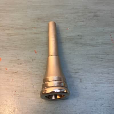Getzen Co. Elkhorn, Wis. Trumpet Mouthpiece image 13