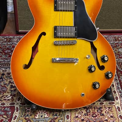 Gibson ES335 Larry Carlton MR335 2010 - Vintage Burst image 4