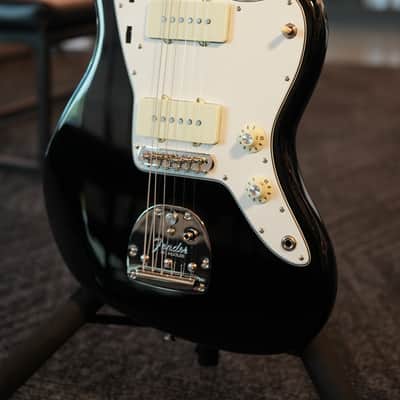 Fender Limited Edition American Vintage II 1966 Jazzmaster 2025 - Black image 4
