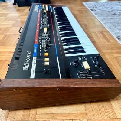 Roland Juno-60 61-Key Polyphonic Synthesizer 1982 - 1984 - Black