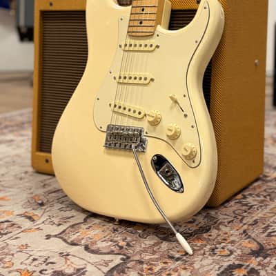 Fender American Performer Stratocaster Limited Edition - Maple Fingerboard, Olympic White, Used image 1