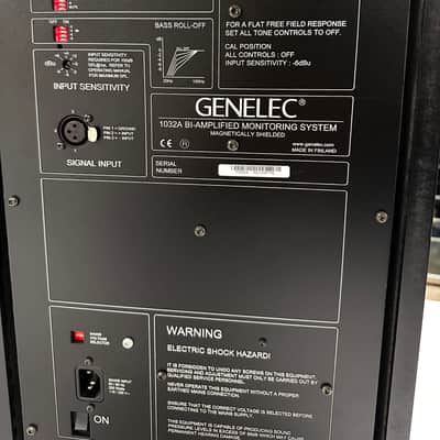 Genelec 1032A 10" Powered Nearfield Studio Monitor pair 1992 - 2013 - Black image 3