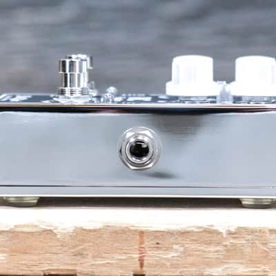 Xotic Effects RC Booster V2 Super Transparent 20dB+ Clean Boost Effect Pedal image 5