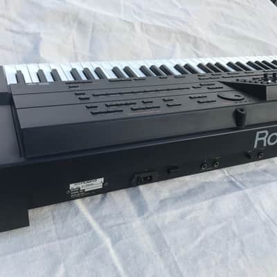 Roland G-800 Arranger Workstation 64-Voice Polyphony Synthesizer image 8