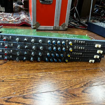 Soundcraft 200 Delta - Gearspace