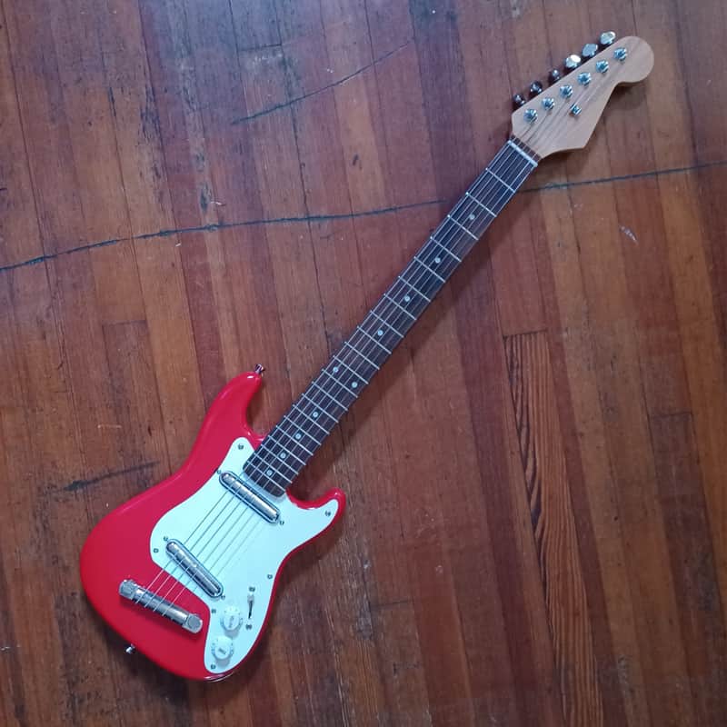 Full Scale Mini Strat Guitar With 2 Lipstick Pickups Slide Player Travel image 1