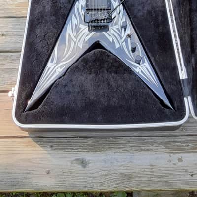 B.C. Rich Kerry King Tribal V Floyd Rose EMGs Made in Korea Electric Guitar w/Hardshell Case! image 1