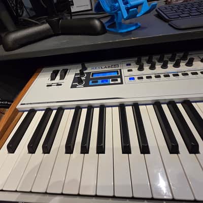 Arturia Keylab88 Original 2010's - White image 4
