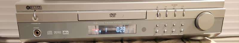 Yamaha Yamaha DVR-S60 receiver/DVD 2002 - Silver image 1