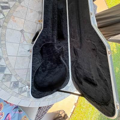 Gibson Solid body electric/  LP Type Shaped Hard-shell -  1990's - black molded image 2