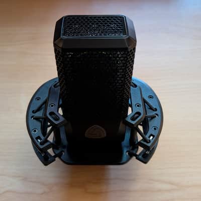 Lewitt LCT-440-PURE Large Diaphragm Cardioid Condenser Microphone incl. Mic Mount image 2