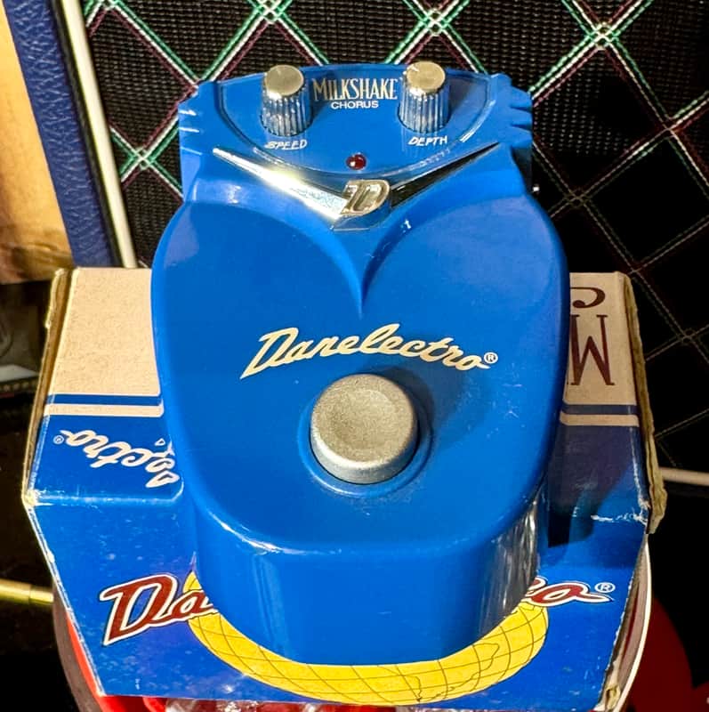 Danelectro MILKSHAKE CHORUS (New Old Stock) - Blue image 1