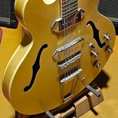 Epiphone Casino Made in China with Gibson Usa electronics upgrade image 12