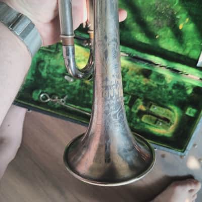 C.G. Conn New York Symphony 1924 - Silver Plate - Antique Professional (22B) - Originally so popular they changed the 22B to the econo/student model image 3