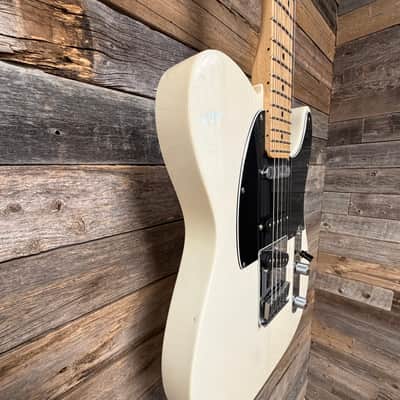 Fender Deluxe Nashville Telecaster with Maple Fretboard 2017 White Blonde image 4