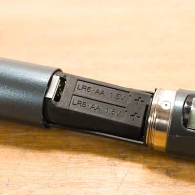 Sennheiser SKM 100 G3 Wireless Handheld Transmitter G Range: 566-608 MHz CG01011 image 10