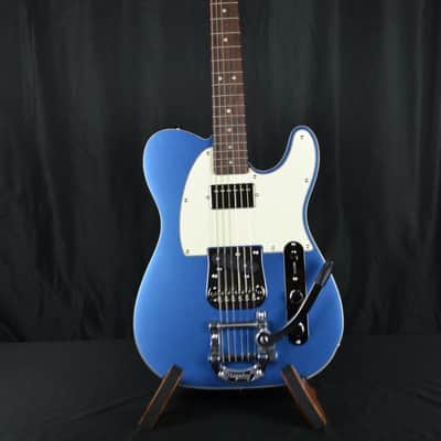 Squier Custom Classic Vibe Telecaster with Bigsby SH 2025 - Lake Placid Blue image 2
