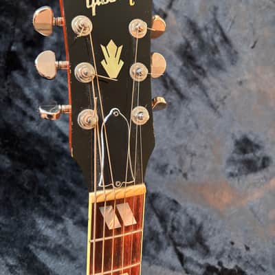 Gibson Hummingbird Standard 2011 - Heritage Cherry Sunburst - Original Hard Shell Case image 8