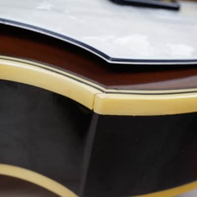Greco VB500 Violin Bass 1980 Sunburst w/ Hard Case image 9