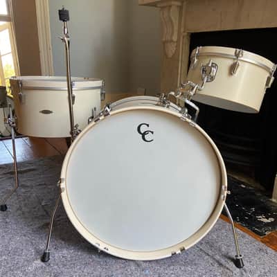 C&C Super Flyer Drum Set (13/16/22 in Antique White) image 2