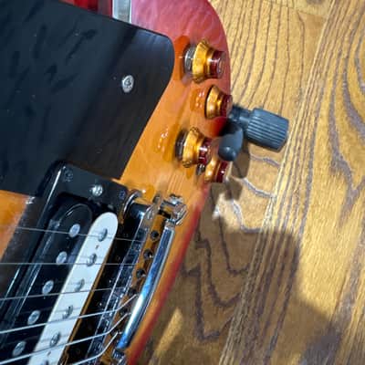 Gibson Les Paul Plus 2013 - Sunburst Flame image 4