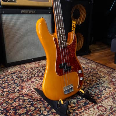 Fender Presicion Bass American Vintage Reissue 62 1987 - White Real OLD relic image 4