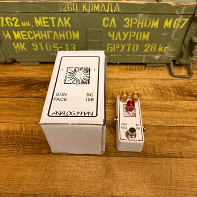 Mini Hand-Built clone BC108 Fuzz Sunface Powder coated white with 2k satin clear coat image 5