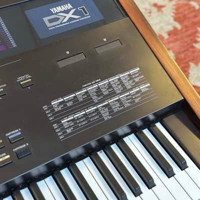 Immagine YAMAHA DX1 Digital Programmable Algorithm Synthesizer #1043 - 5