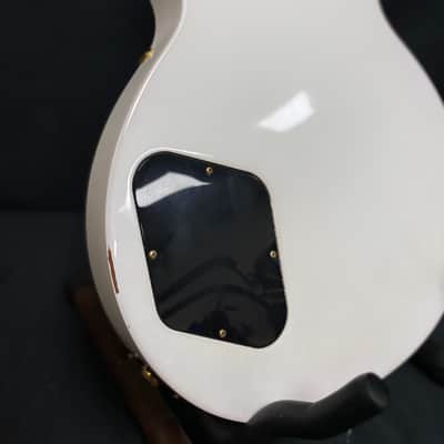 Gibson Les Paul Studio '60s Tribute with 2010 - 2015 - Worn White image 2