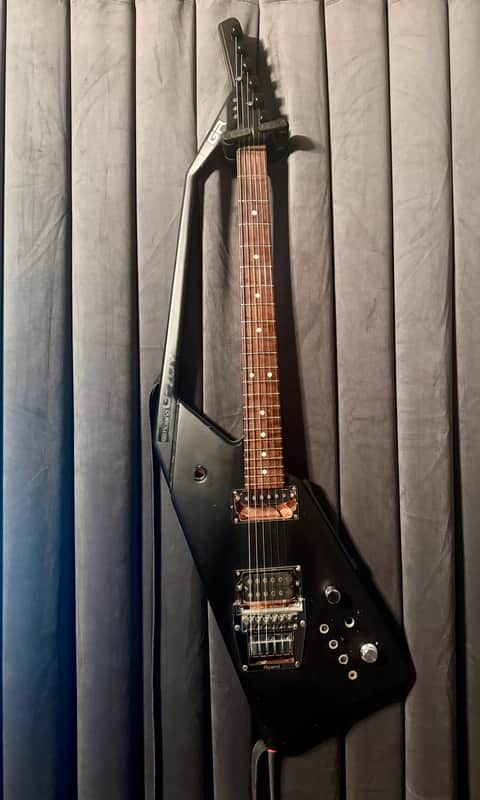 Roland G-707 | Reverb