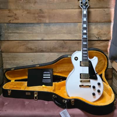 Gibson Custom Les Paul Custom Electric Guitar - Alpine White image 21
