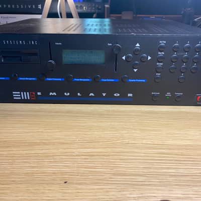 E-MU Systems Emulator III XPS Rackmount 32-Voice Sampler Workstation 1993 - Black