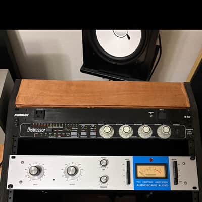 Empirical Labs EL8 Distressor image 1