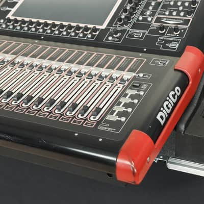 DiGiCo SD9 Digital Mixing Console with 32x16 D-Rack CG0010B *ASK FOR SHIPPING* image 4